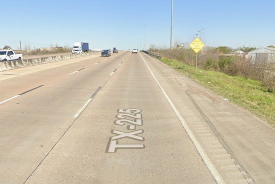 Pre-Dawn Highway 225 Chaos As Pasadena Pedestrian Is Struck And Killed