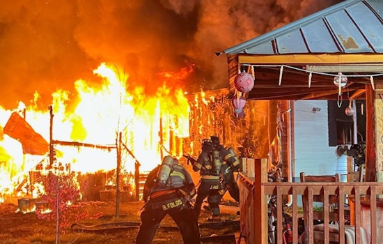Predawn Inferno Guts La Vergne Home On Hurricane Circle