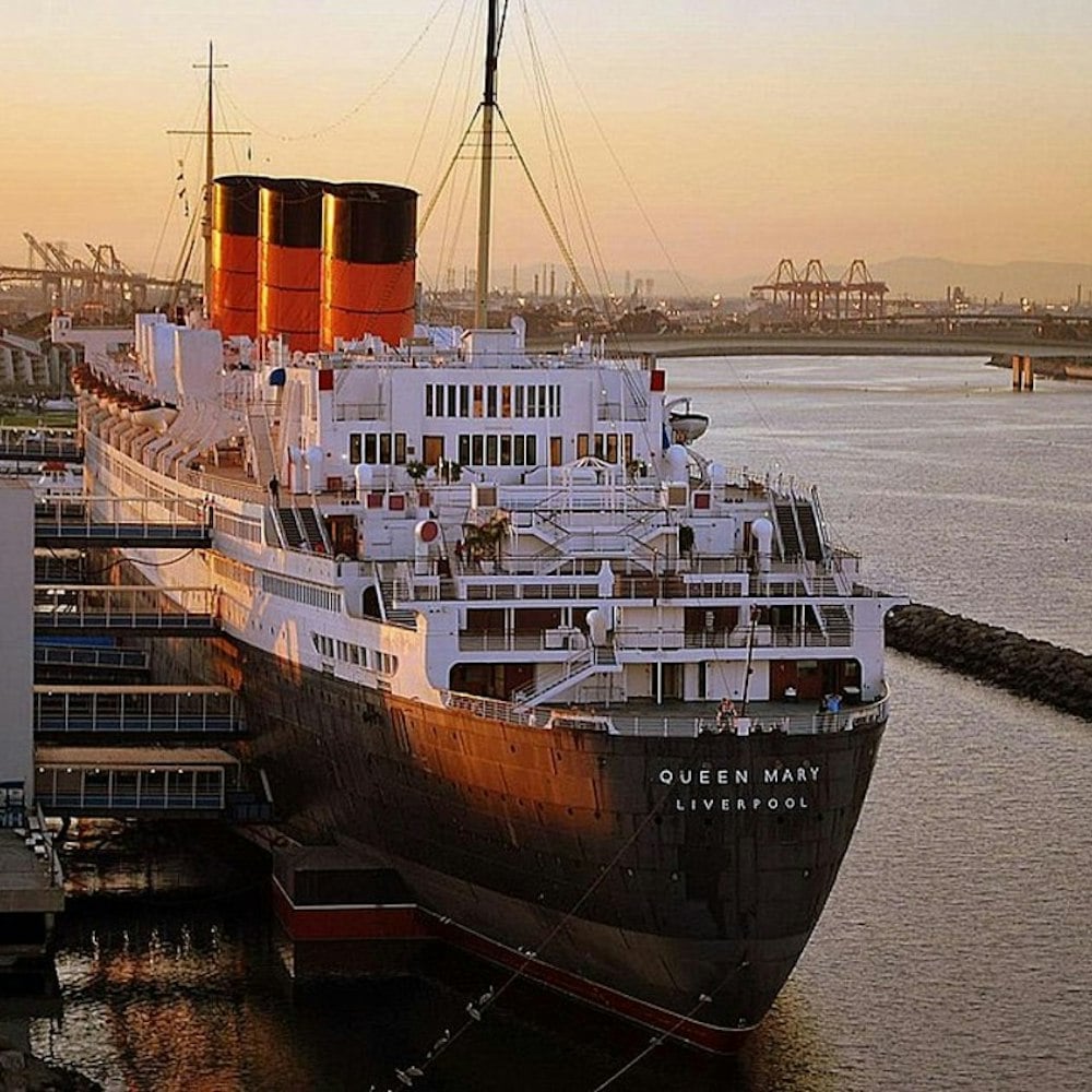 Queen Mary Debuts Dining Through the Decades Menu