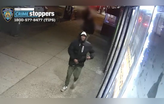 Queens Scooter Showdown as Cops Hunt Roosevelt Avenue Robbery Suspect