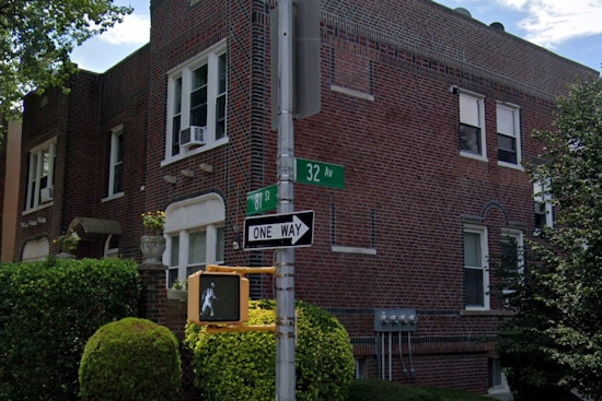 Queens Teen Stabbed On Jackson Heights Corner As Masked Crew Vanishes Into Night