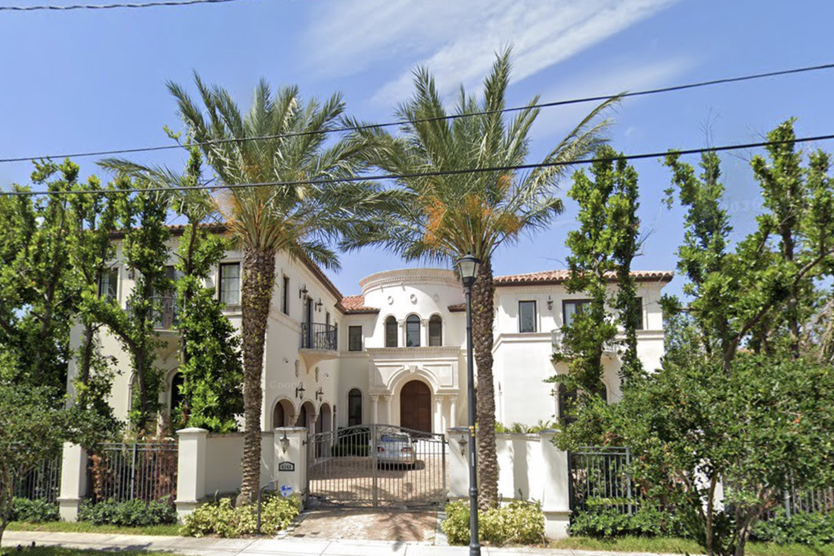 Milyon Dolarlık Emlak Satışı