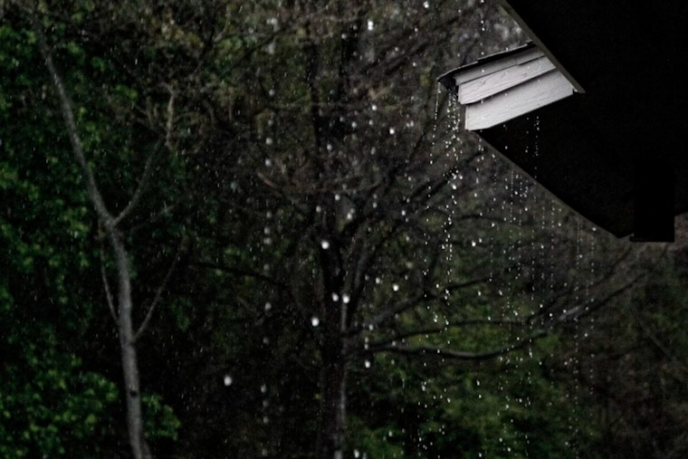 Rain-Soaked Seattle Rush Hour Gets Whipped By Gusty Winds