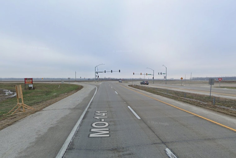 Raised Dump Bed Turns Highway 141 Into Signal-Smashing Mess Near Maryland Heights