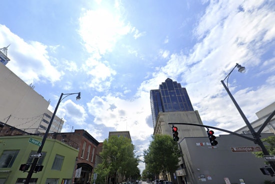 Raleigh Basks Then Braces As Sunny Start Sets Up Stormy Friday Swing