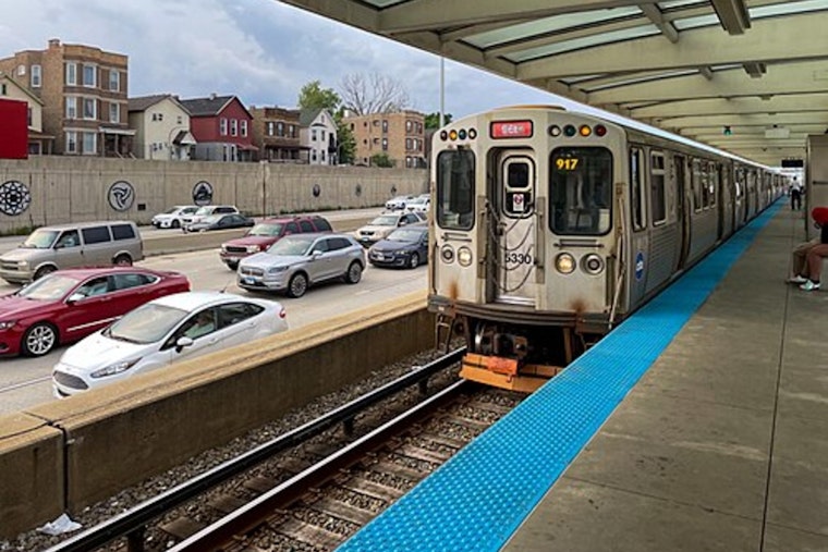 Red Line Riders Soaked As Flooding Shuts North/Clybourn Stop