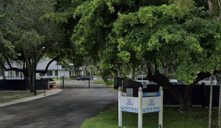 Rifle Guard And Rattled Parents: Cooper City Chabad On Edge After Antisemitic Threats