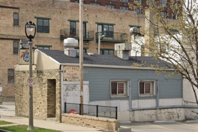 Rite-Hite Quietly Snaps Up Legendary Just Art’s Saloon In Walker’s Point