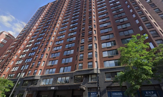 River North Park 400-Unit Tower Hits Market