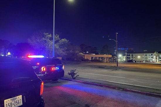 Robbery On Pinemont Erupts In Gunfire As Houston Cops Track Suspect To Gas Station