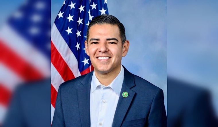 Robert Garcia Spotted at Las Vegas Casino During Shutdown