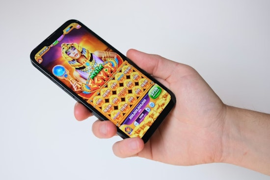 Sacramento Pols Go After Betting Apps Luring California Kids