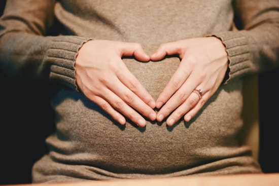 Sacramento Pols Go to Bat for Moms With Paid Pregnancy Leave, Cheaper Child Care