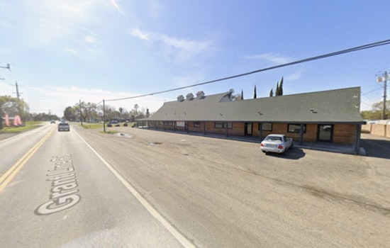 Saddle Coffee Gallops Into Elk Grove Strip With Western Flair