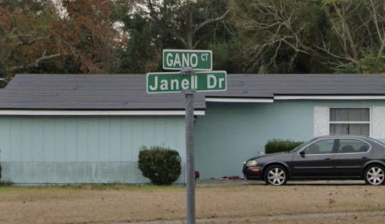 SaferWatch Alert Sends Deputies Swarming Quiet Orange Park Corner