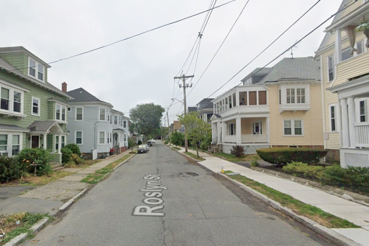 Salem Blaze Critically Injures One in Roslyn Street House Fire