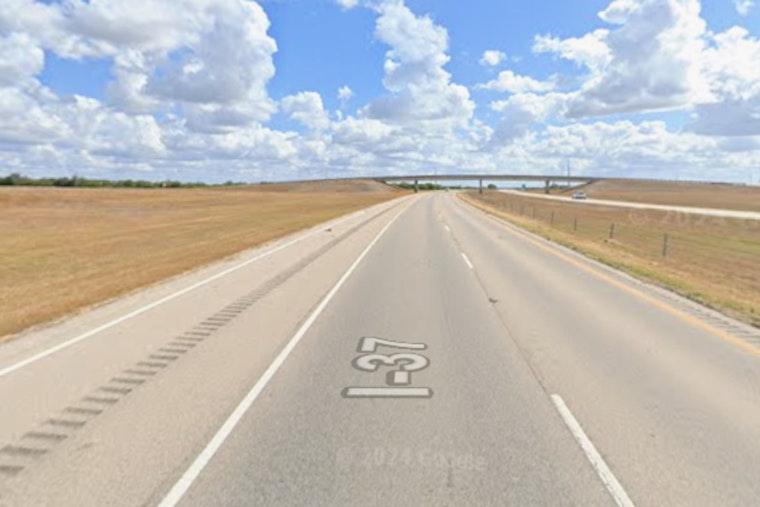 San Antonio I-37 Corvette Plunge Kills 20-Year-Old Driver