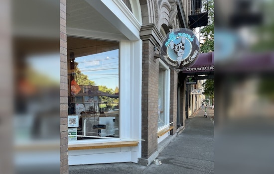 Scoop Invasion: Molly Moon's Rolls Into Kirkland With 12th Ice Cream Shop
