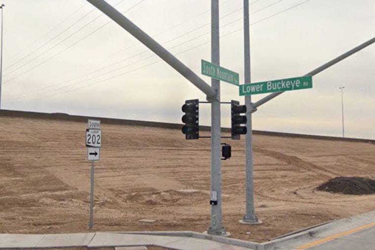 Scottsdale Builder Yanks Plug On Laveen Data Hub, Pitches 1,000‑Home Mini City