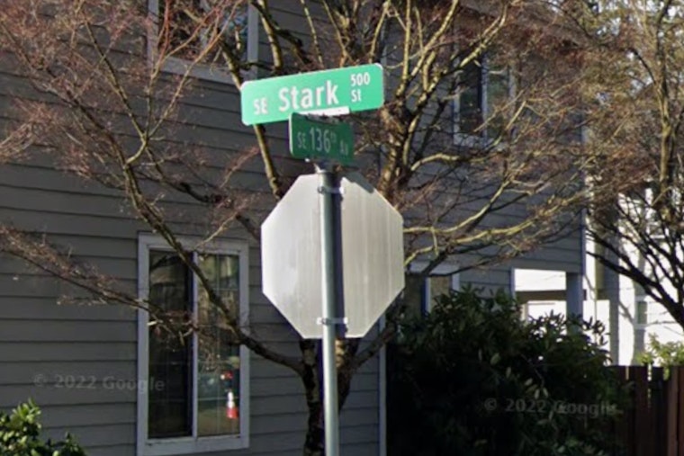 SE Stark Chaos As Portland Cops Shoot Rampaging Family Dog