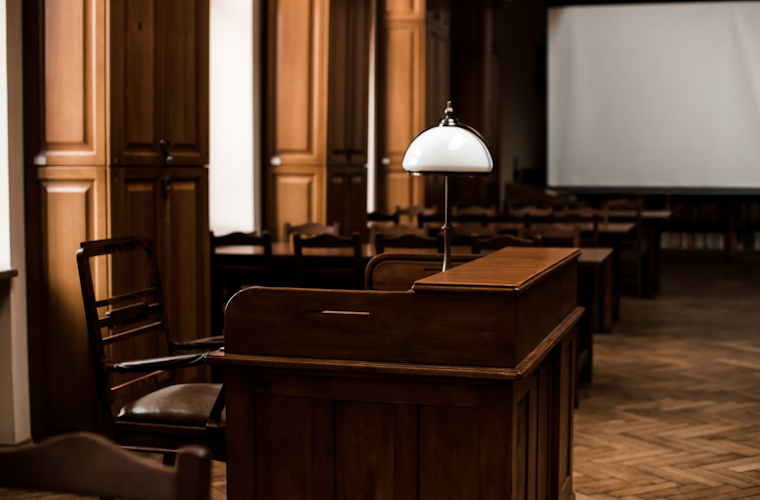 Seattle 911 Nightmare: Lawsuit Claims Woman Died After 10‑Hour Wait