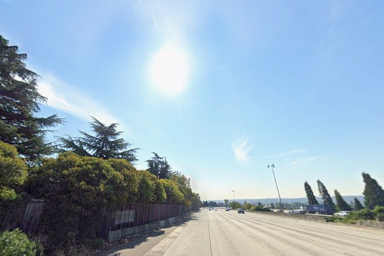 Seattle Grabs One Sunny Day Before Wind And Rain Slam The Commute Tuesday