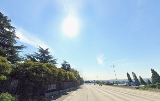 Seattle Grabs One Sunny Day Before Wind And Rain Slam The Commute Tuesday