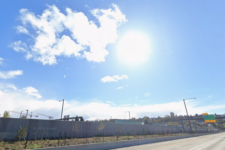 Seattle Snags One Last Sunny Streak Before Sunday Soaker
