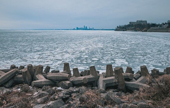 Shamrock Shiver: Arctic Air Hijacks Cleveland St. Patrick’s Day