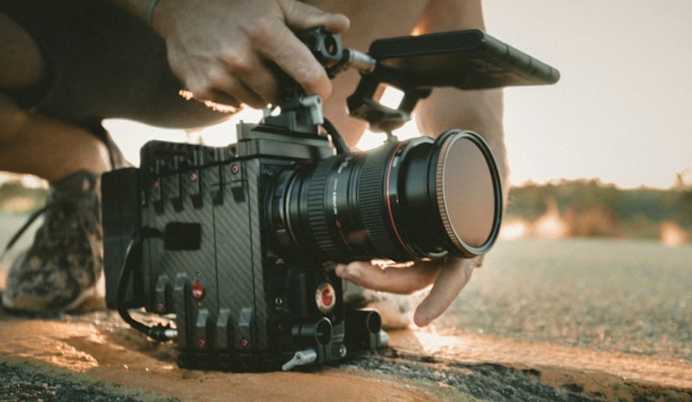 Simi Valley Steals Hollywood Spotlight As Shoots Skip L.A.