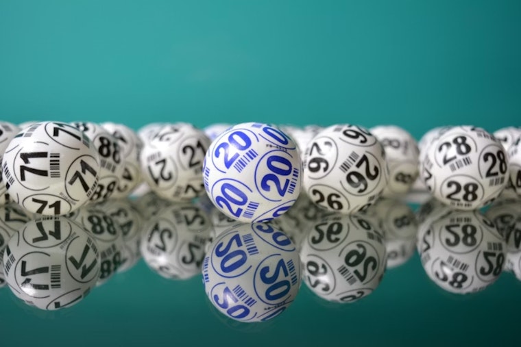 Six Californians Hit It Big, Carve Up Nearly $750K In Fantasy 5