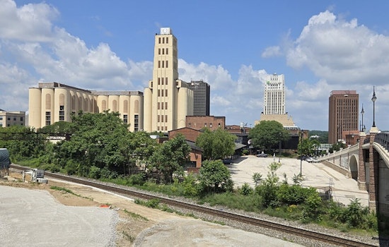 Sky-High Comeback: Akron’s Quaker Square Shoots For Glassy Rooftop Glory