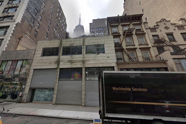 Slim 32-Story Tower Set to Loom Over West 37th Street