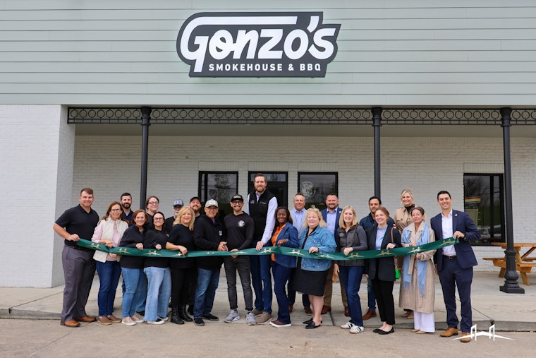 Smoke Signals In Luling, Gonzo’s Fires Up Bigger Pit On River Road