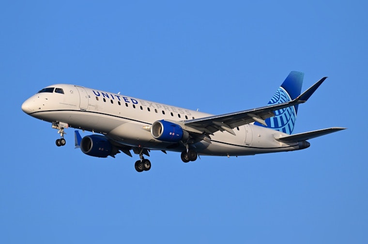 Smoking Battery Forces United Express Jet's Emergency Detour To San Antonio