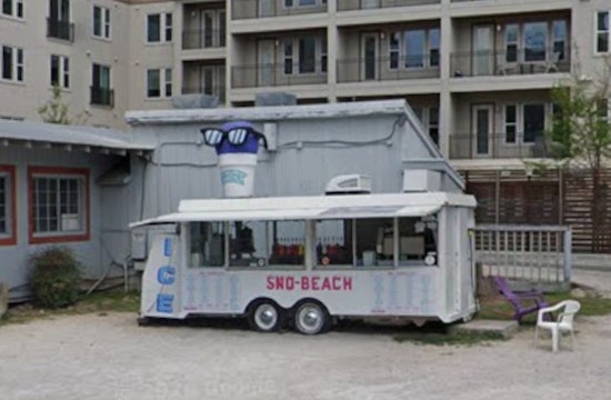 Sno‑Beach Reopens in Austin With House‑Made Flavors