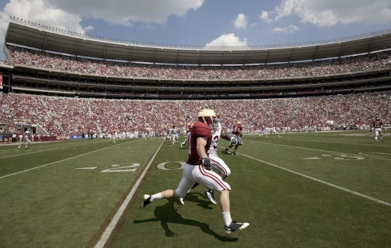 Sooners Linebacker Owen Heinecke Blitzes NCAA In Eligibility Showdown