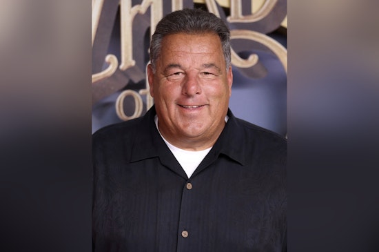 Sopranos Wiseguy Steve Schirripa Runs the Show at Radio City’s Garden of Laughs