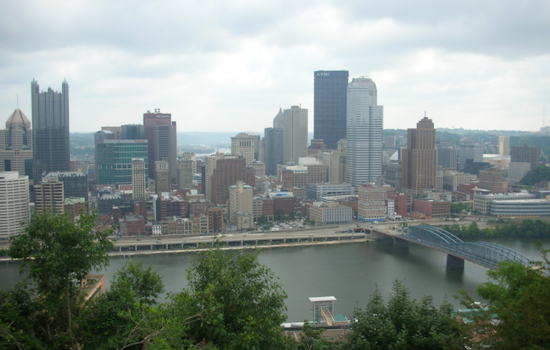 Soup-Thick Fog Strangles Pittsburgh Rush Hour As Warm Rains Move In