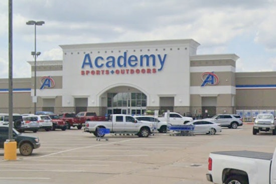 South Florida Landlord Snaps Up Conroe’s Montgomery Plaza Power Center