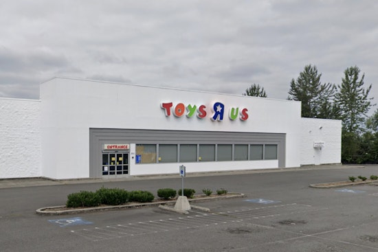 South Hill Mall’s Long-Empty Toys ‘R’ Us Gets New Life As Hong Kong Market Food Hub