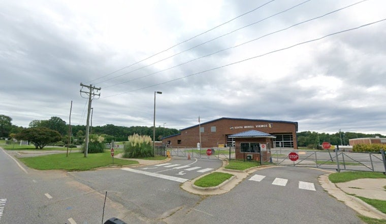 South Iredell High Locks Down After Water Gun Triggers Gun Scare