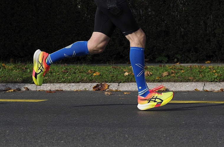 South L.A. Runners Crash L.A. Marathon Route to Honor Nipsey Hussle’s Legacy