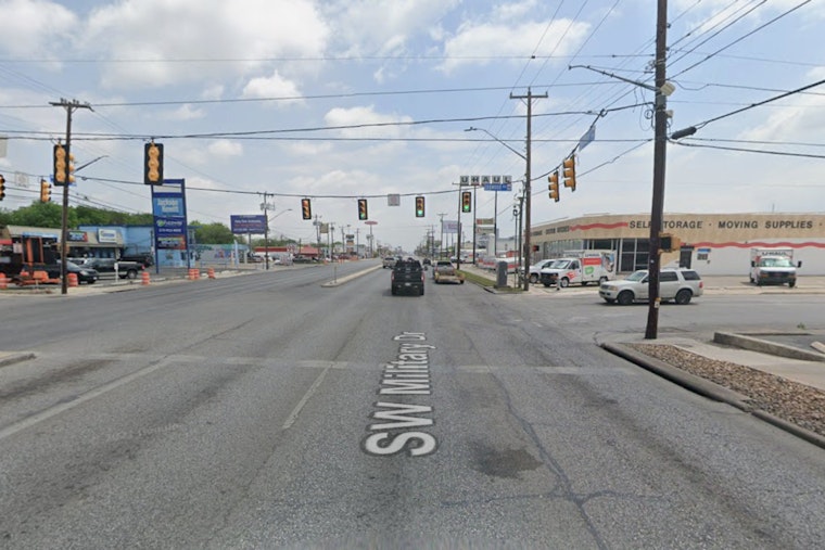 South Side Shoe Store Showdown As Man Waves Sharp Object, Cops Say