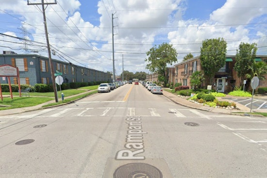 Southwest Houston Mugger Sought After Vicious Street Beating, HPD Says