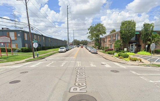 Southwest Houston Mugger Sought After Vicious Street Beating, HPD Says
