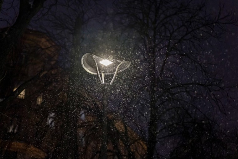 Spring Flip as St. Louis Warmup Gets Hijacked by Howling Winds and Late-Night Snow