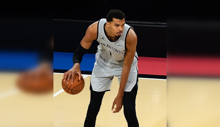 Spurs Torch Kings With Record 25 Threes In Sacramento Beatdown