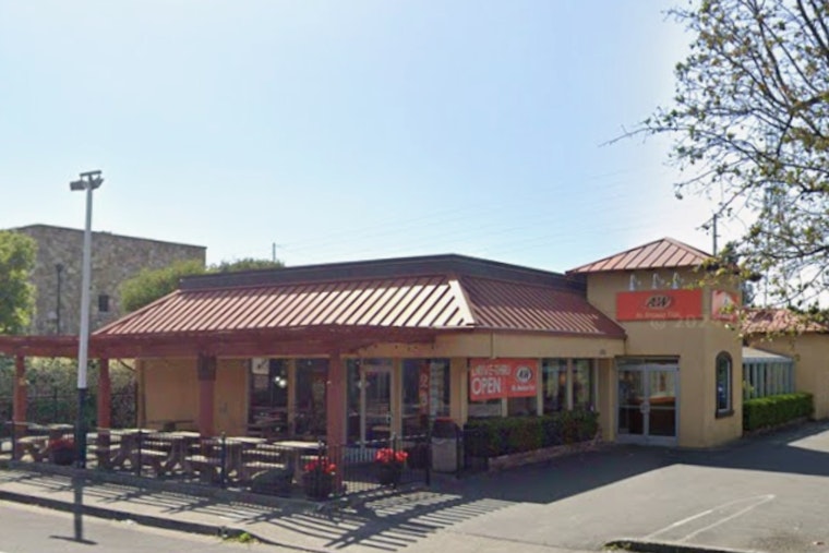 St. Helena’s A&W Faces Final Pour As Azteca Lines Up Iconic Corner