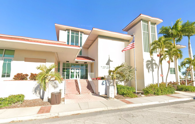 St. Pete Beach 5G Showdown As Neighbors Say City Caved On Home Buffer